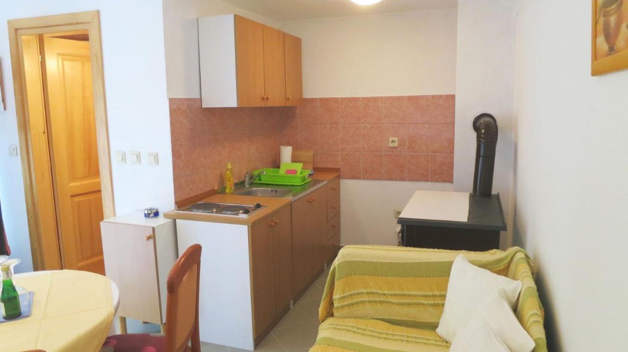 Apartments With A Parking Space Soline, Krk - 18787 Dobrinj Εξωτερικό φωτογραφία